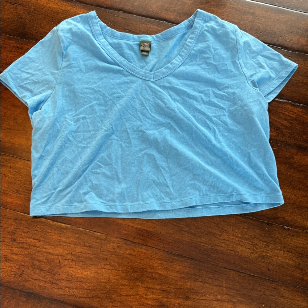 Light Blue V-Neck T-Shirt - Size XXL - Picture 2 of 6